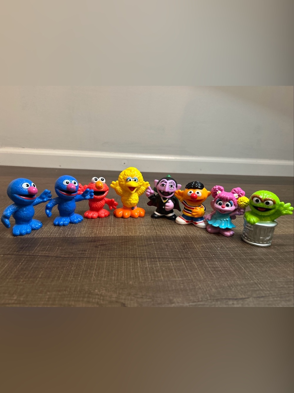 Sesame Street Workshop Lot of 8 Plastic Figurines Hasbro Pre-Owned ~3" Tall